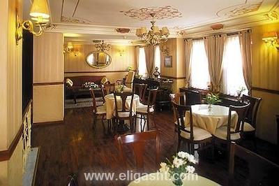 درسادت استانبول