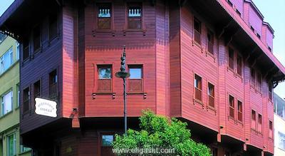 درسادت استانبول