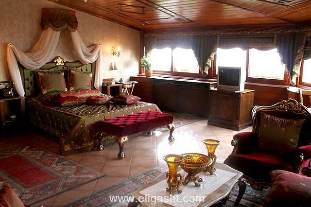 درسادت استانبول
