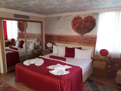 گرند زنتروم هتل