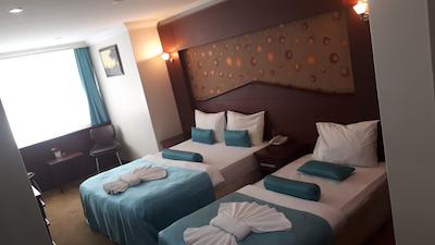 گرند زنتروم هتل