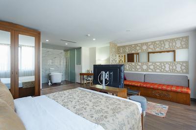 پنینسولا گالاتا بوتیک