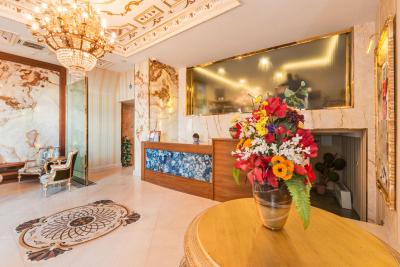 هتل د پرا هیل