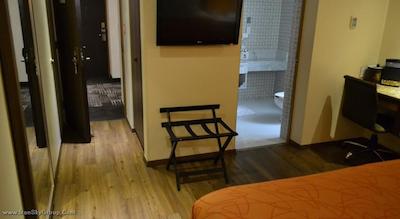 پلازا گریبلدی