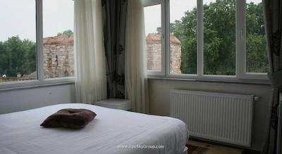 بسفروس فامیلی اولد سیتی هتل