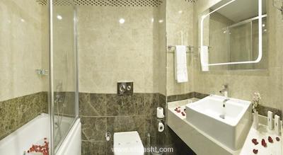 مرکور استانبول باکیرکوی