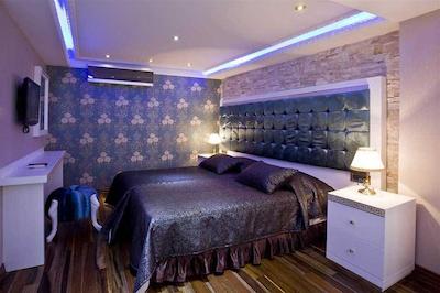 اسکوت هتل بویوک آدا