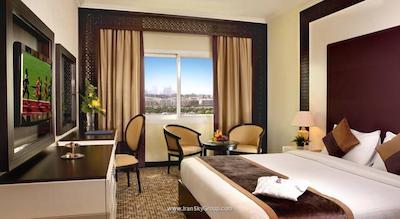 کارلتون تاور هتل