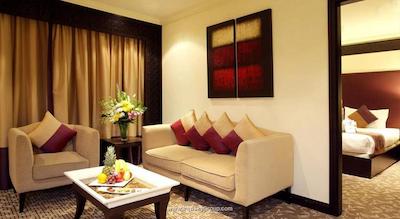 کارلتون تاور هتل