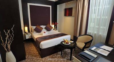 کارلتون تاور هتل