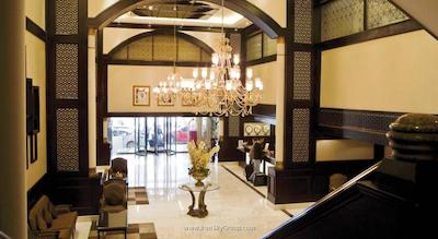 کارلتون تاور هتل