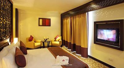 کارلتون تاور هتل