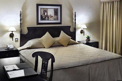 کارلتون تاور هتل