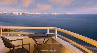 د کرنر پارک هتل