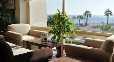 د کرنر پارک هتل