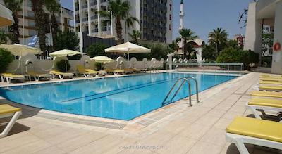 د کرنر پارک هتل