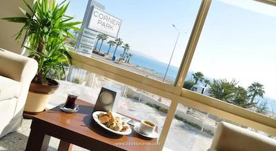 د کرنر پارک هتل