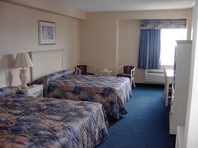 مونته کارلو این تورنتو مارخام سوئیتس