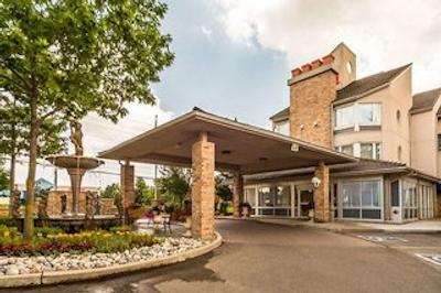 مونته کارلو این تورنتو مارخام سوئیتس