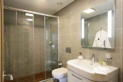 تونل رزیدنس