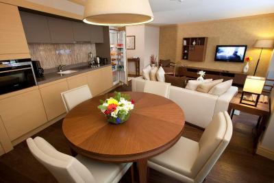 تونل رزیدنس