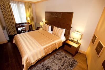 تونل رزیدنس