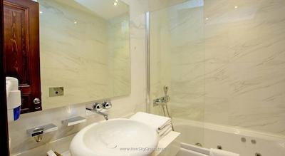 آتیک پالاس هتل