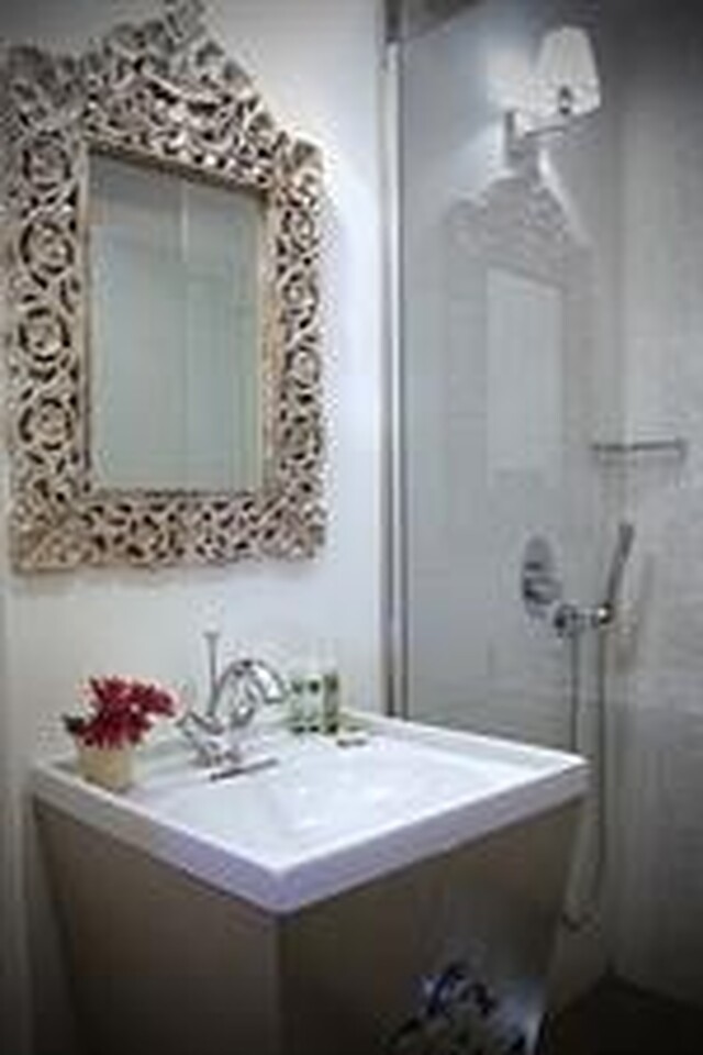 هیپنوس دیزاین هتل