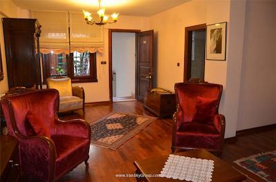 ویلا اسفندون