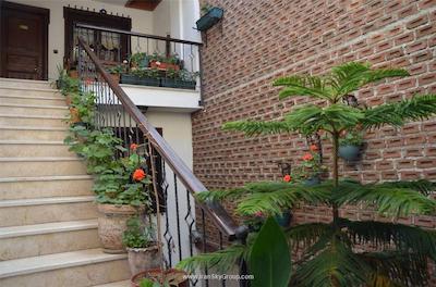 ویلا اسفندون