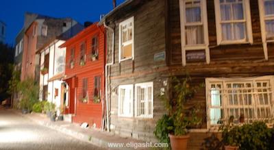 ویلا اسفندون