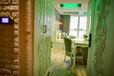 الگانس آسیا هتل