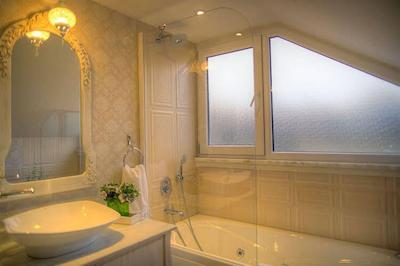 الگانس آسیا هتل