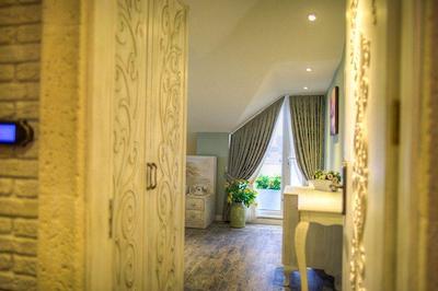 الگانس آسیا هتل