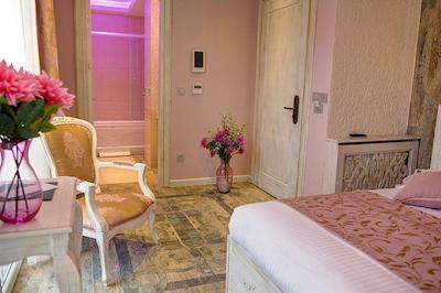 الگانس آسیا هتل