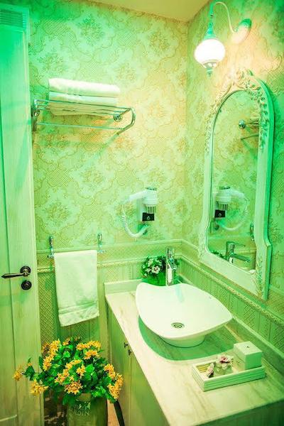 الگانس آسیا هتل