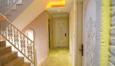 الگانس آسیا هتل