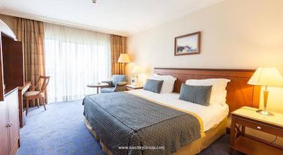 آی‌سی هتلس ایرپورت