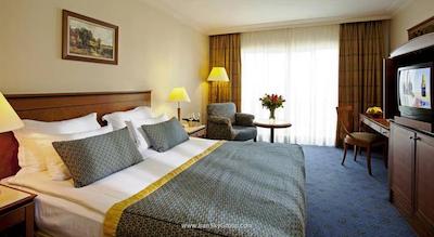 آی‌سی هتلس ایرپورت