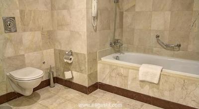 آی‌سی هتلس ایرپورت