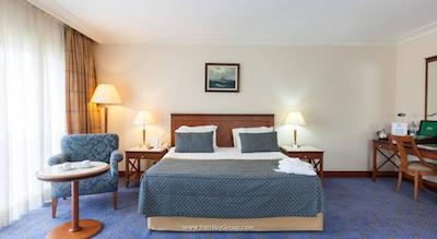 آی‌سی هتلس ایرپورت