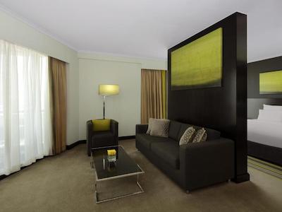 پولمن دبی کریک سیتی سنتر