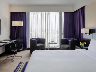 پولمن دبی کریک سیتی سنتر