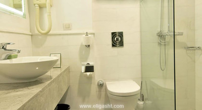 آلبیناس