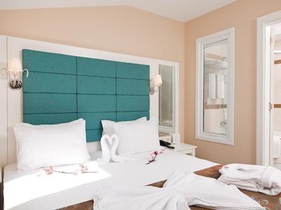 مرکیا هتل اند ریزورت