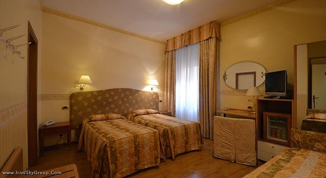 یونیورسیتی