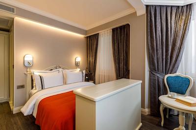 امیرال پالاس هتل