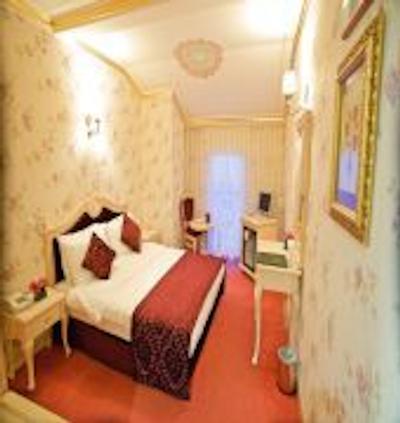 امیرال پالاس هتل