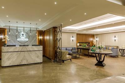 امیرال پالاس هتل