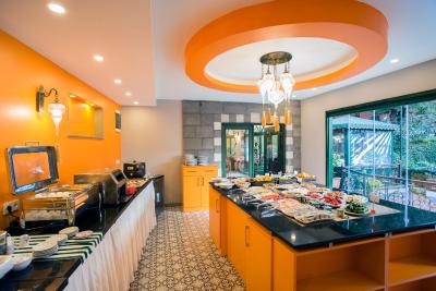 گاردن هاوس استانبول